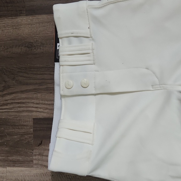 CHAMPRO Cream Color Baseball Pants Size Youth Small ⚾️ Baseball Season!!… - Picture 5 of 6